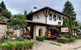 Стаи за Гости Чешмата